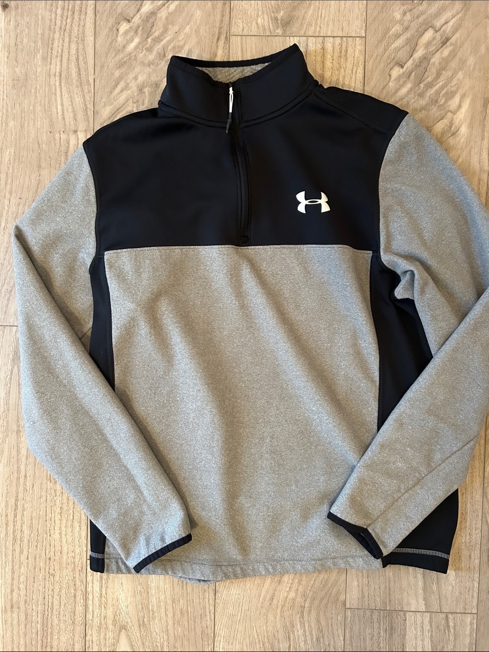 Under Armour 1/4 Zip Sweater
